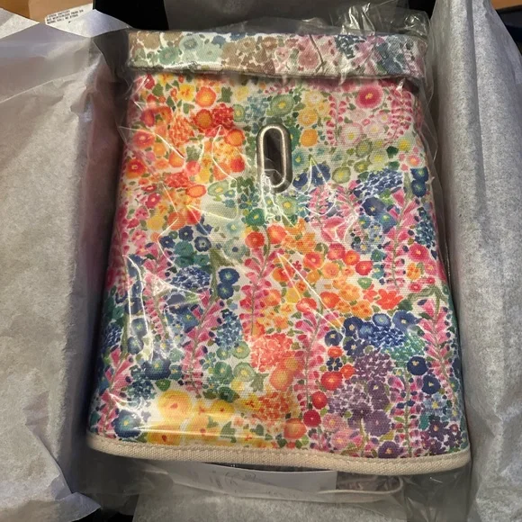 Kurt Geiger Limited Edition Dog Coat - Picture 4 of 6